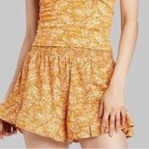 Women's Flirty Shorts - Wild Fable Rust Floral XS NWT Yellow flowy ruffle shorts